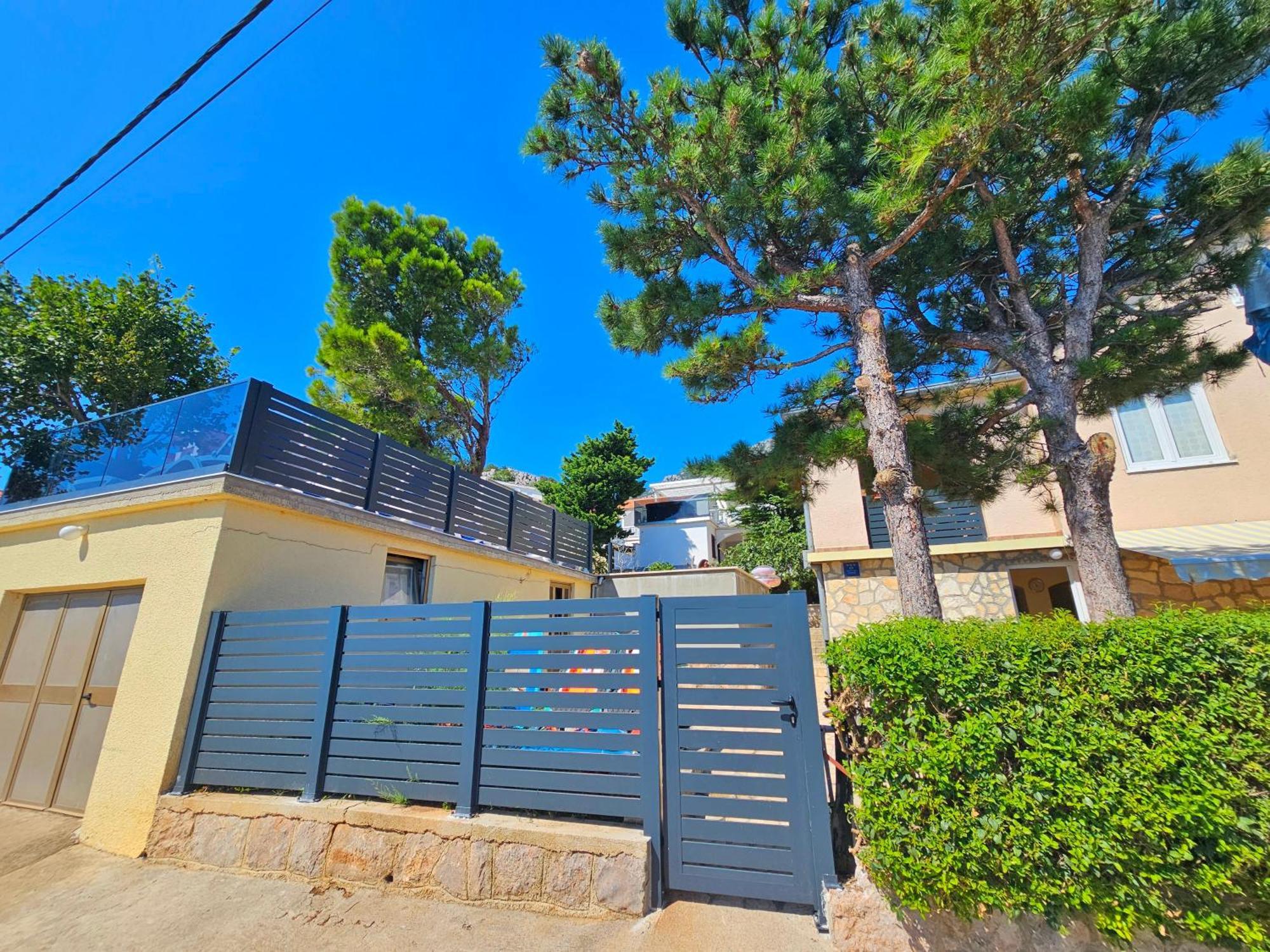 צזריקה Beachfront House Ivana With Pool - Renovated 2025 מראה חיצוני תמונה