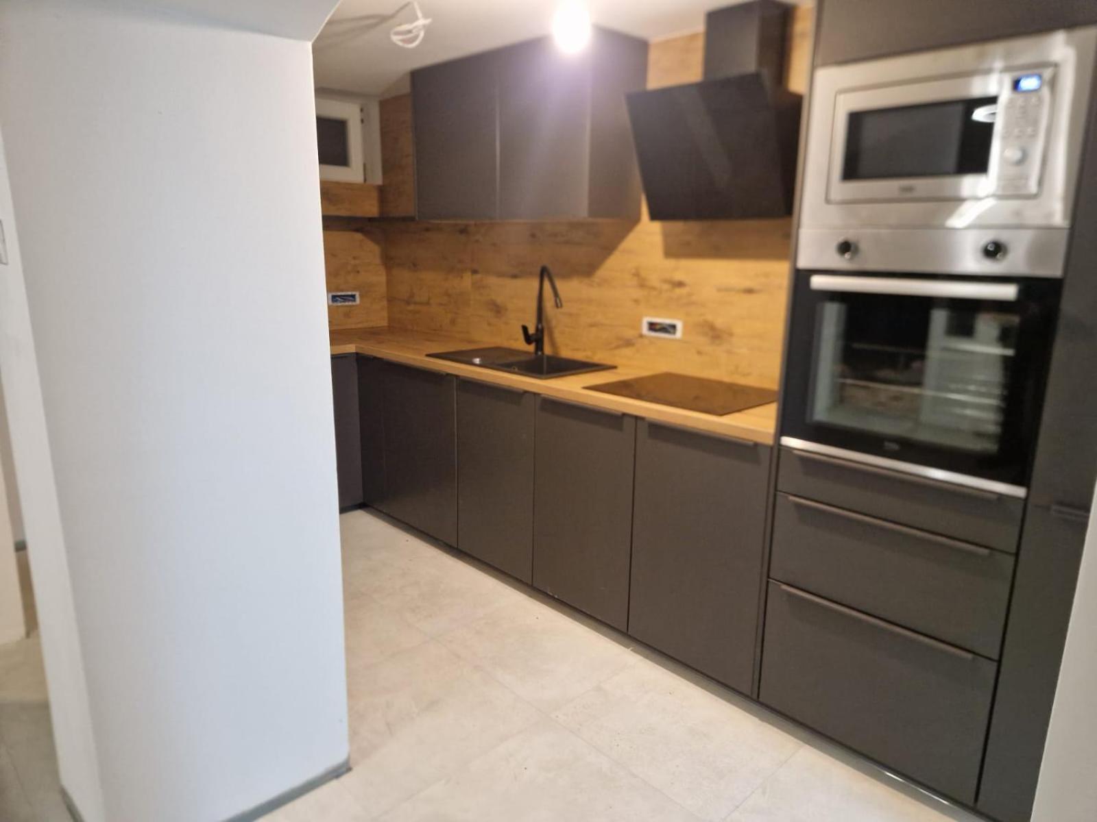 צזריקה Beachfront House Ivana With Pool - Renovated 2025 מראה חיצוני תמונה